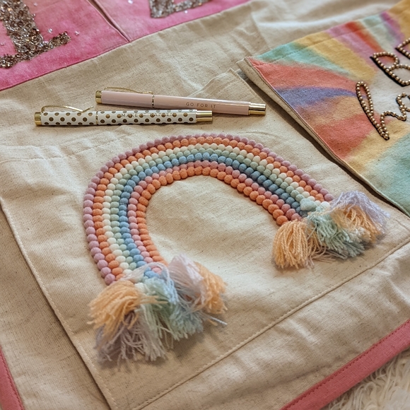 Be Happy Rainbow Canvas Hanging Pocket Organizer - Picture 9 of 11